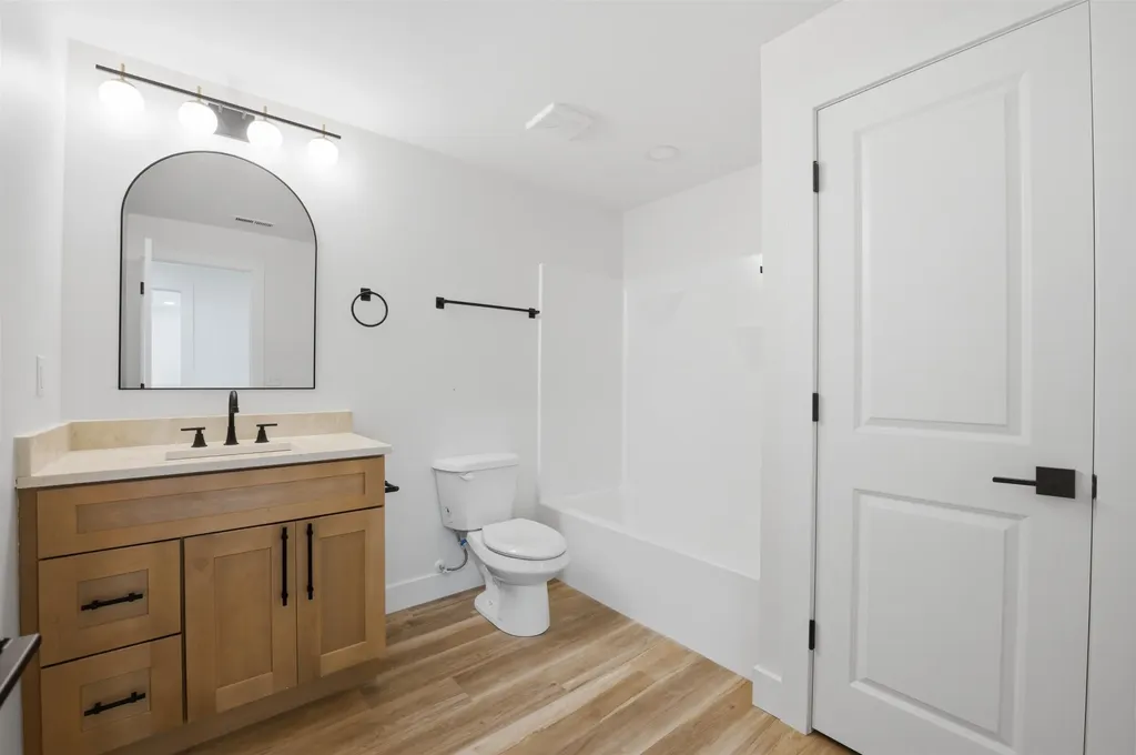 2739 E Ironstone Street Park City KS 67219