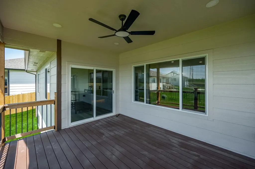 2739 E Ironstone Street Park City KS 67219