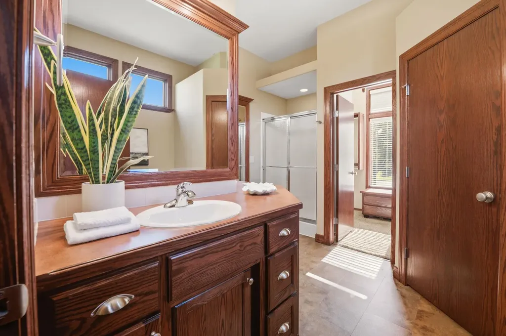 3315 N Den Hollow Circle Wichita KS 67205
