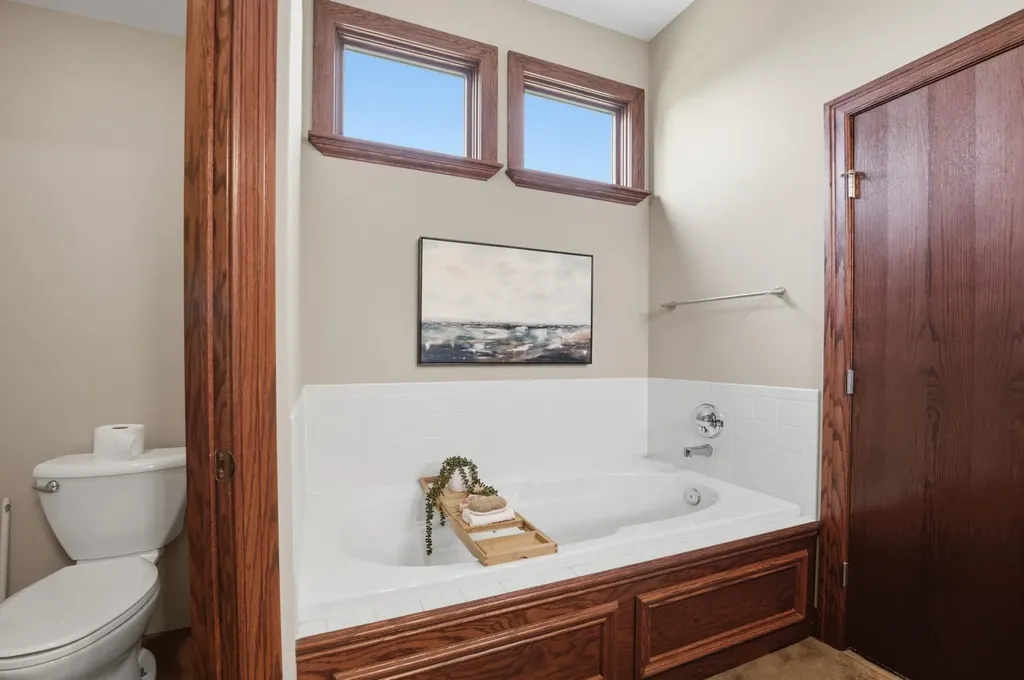3315 N Den Hollow Circle Wichita KS 67205