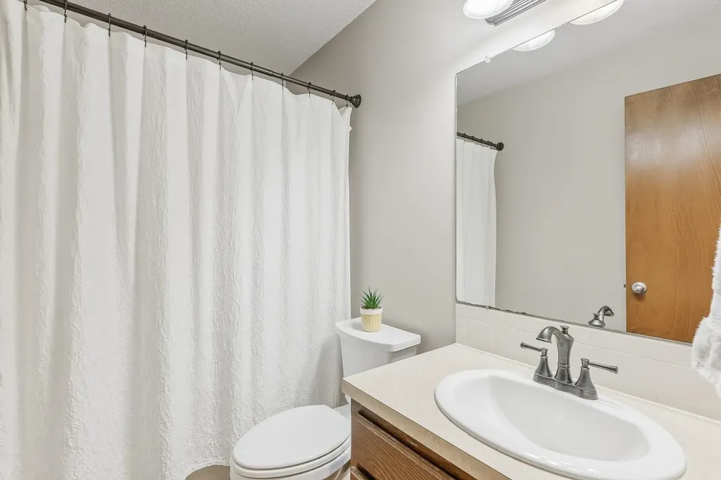 2308 E Spring Hill Drive Goddard KS 67052