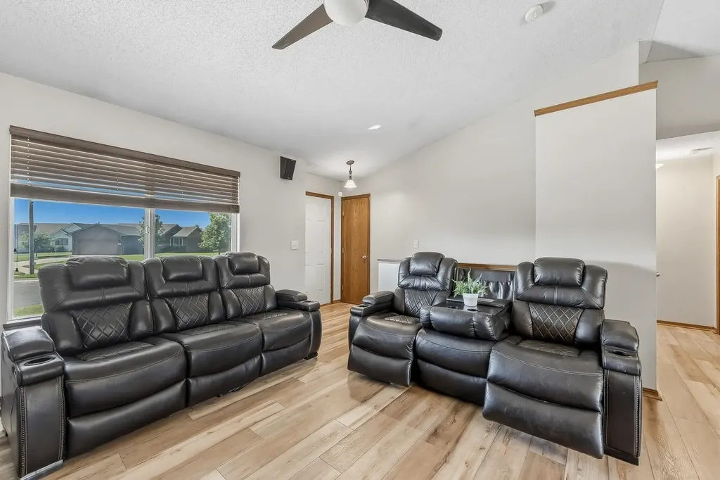 2308 E Spring Hill Drive Goddard KS 67052
