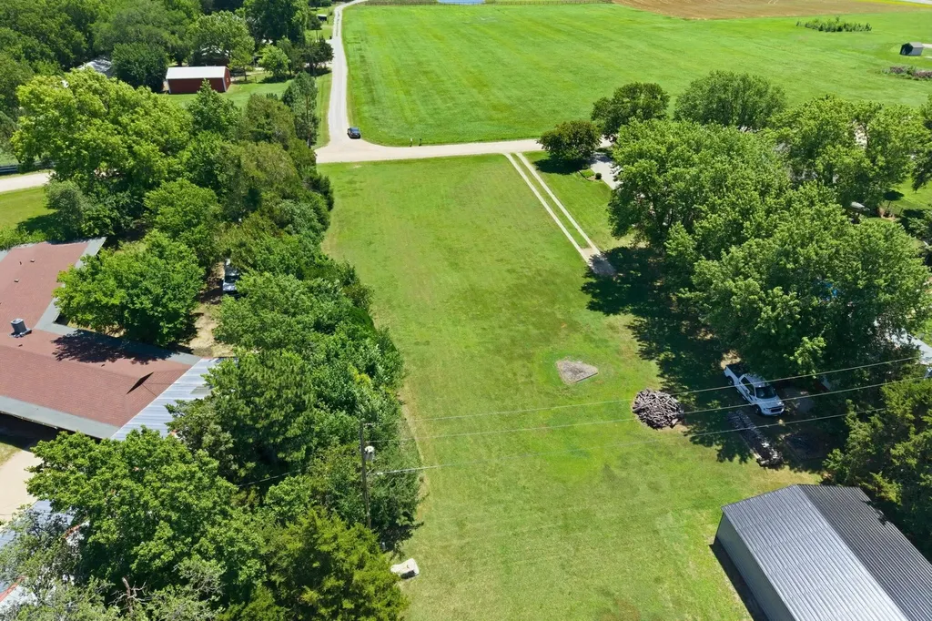 000 N Forestview Wichita KS 67223