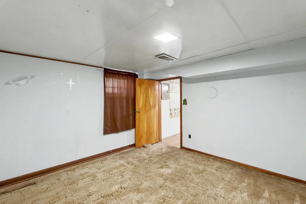1946 S Market Street Wichita KS 67211-4113