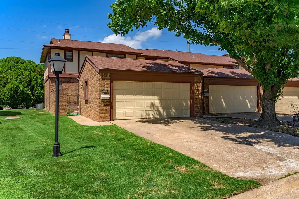 8917 W Harvest Wichita KS 67212
