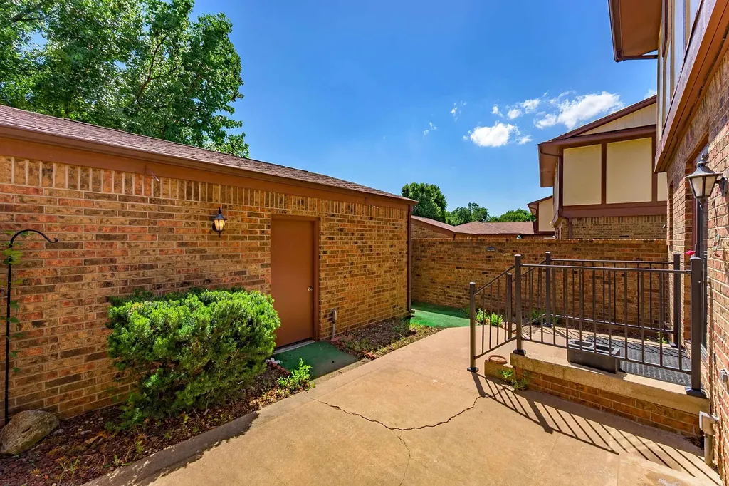 8917 W Harvest Wichita KS 67212