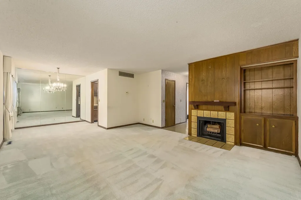8917 W Harvest Wichita KS 67212