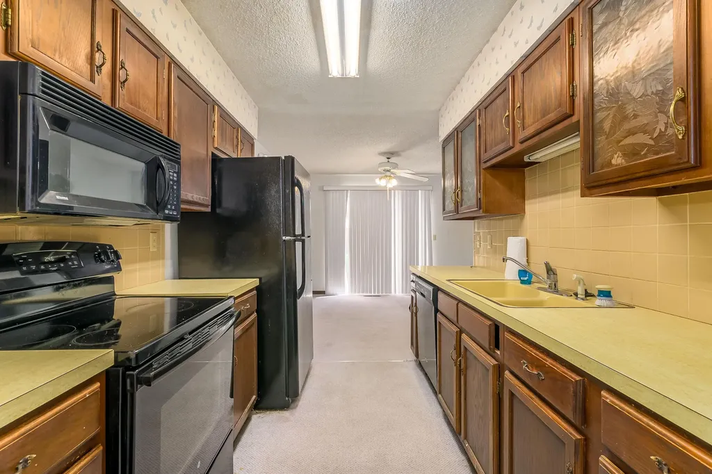 8917 W Harvest Wichita KS 67212