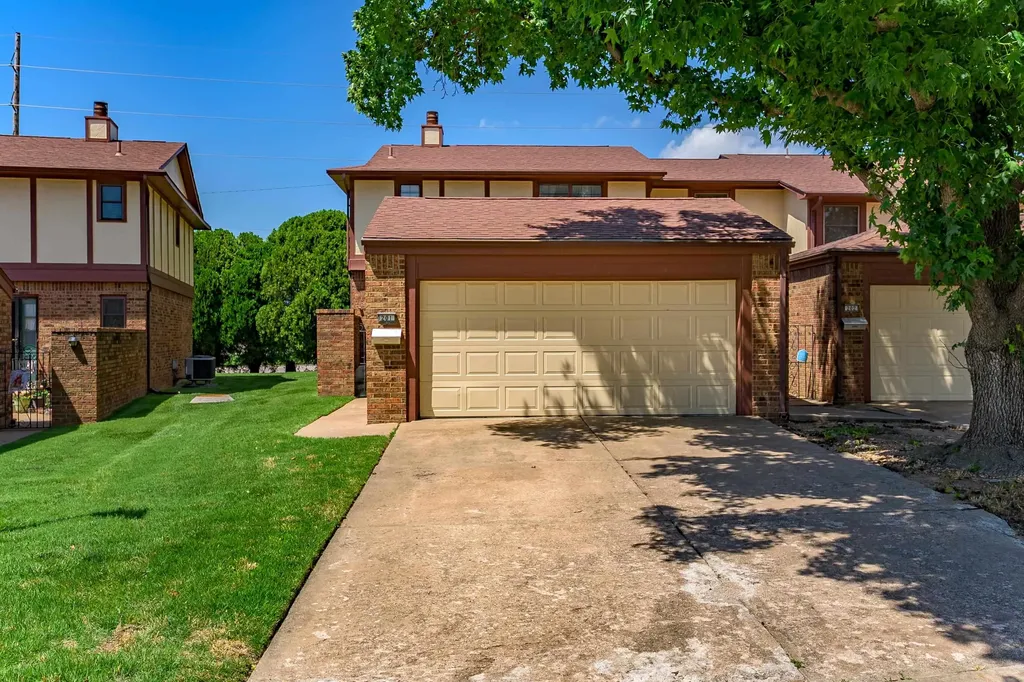 8917 W Harvest Wichita KS 67212