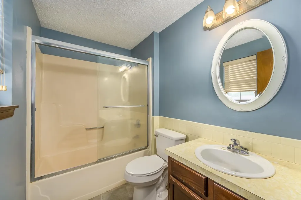 8917 W Harvest Wichita KS 67212