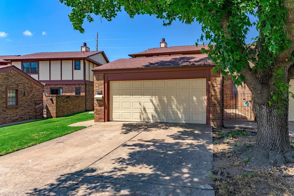 8917 W Harvest Wichita KS 67212