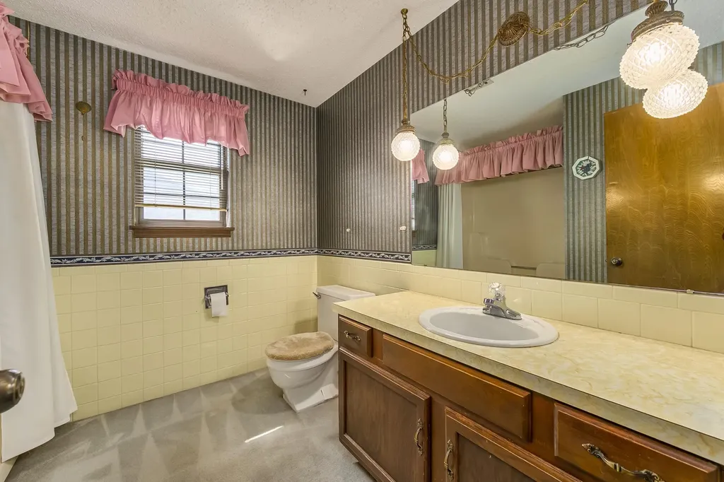 8917 W Harvest Wichita KS 67212
