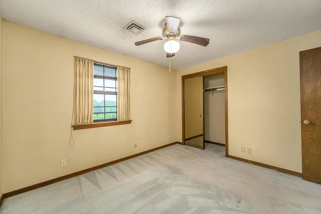 8917 W Harvest Wichita KS 67212