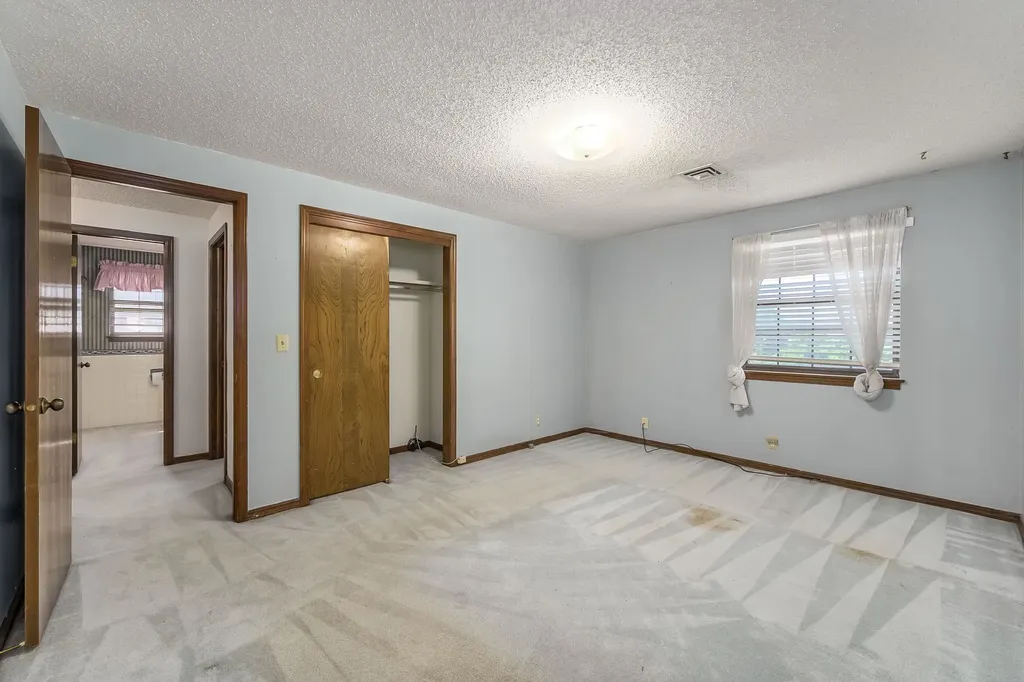 8917 W Harvest Wichita KS 67212