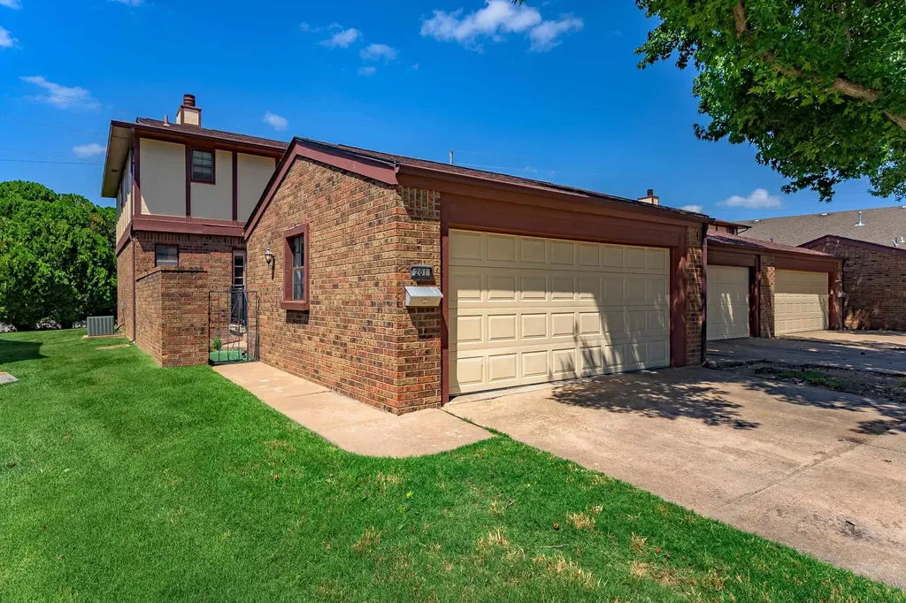 8917 W Harvest Wichita KS 67212