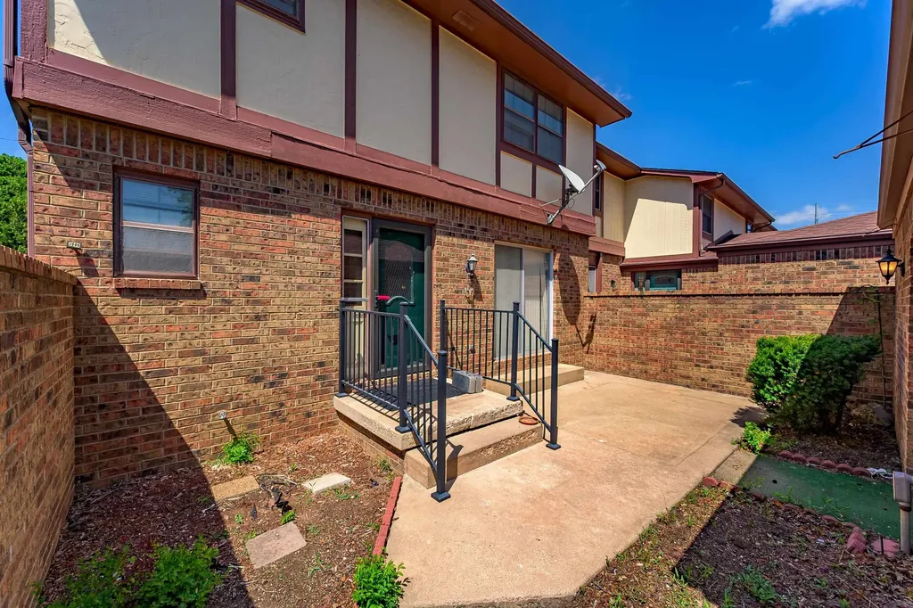 8917 W Harvest Wichita KS 67212