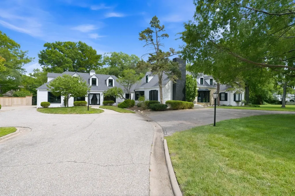 30 N West Parkway Wichita KS 67206