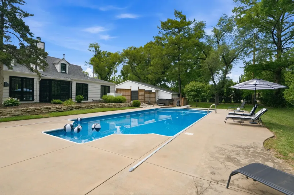 30 N West Parkway Wichita KS 67206