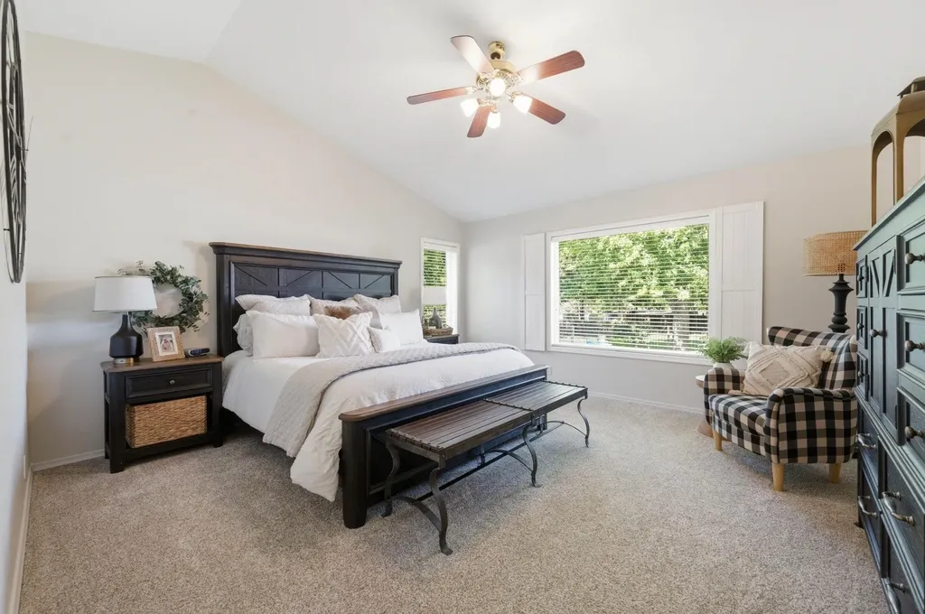 2327 N Forestview Wichita KS 67223