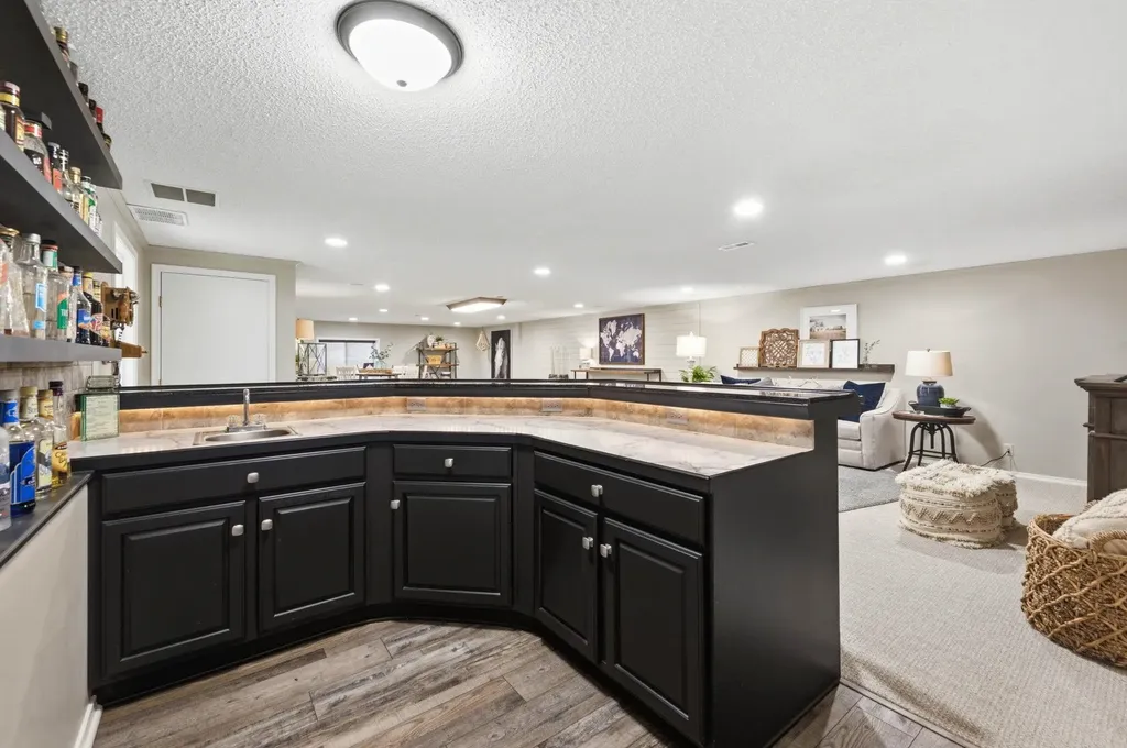 2327 N Forestview Wichita KS 67223
