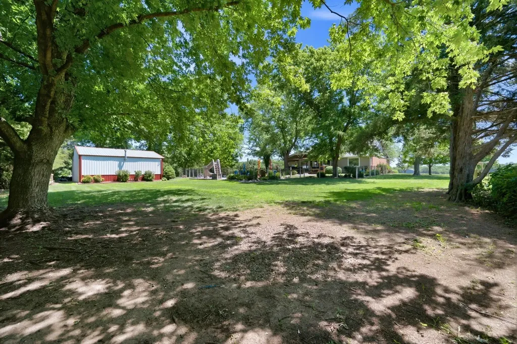 2327 N Forestview Wichita KS 67223