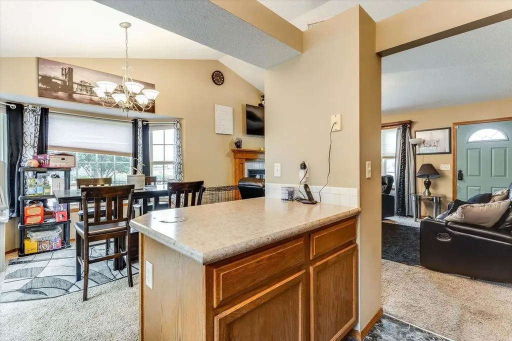 2558 E Fairchild Park City KS 67219