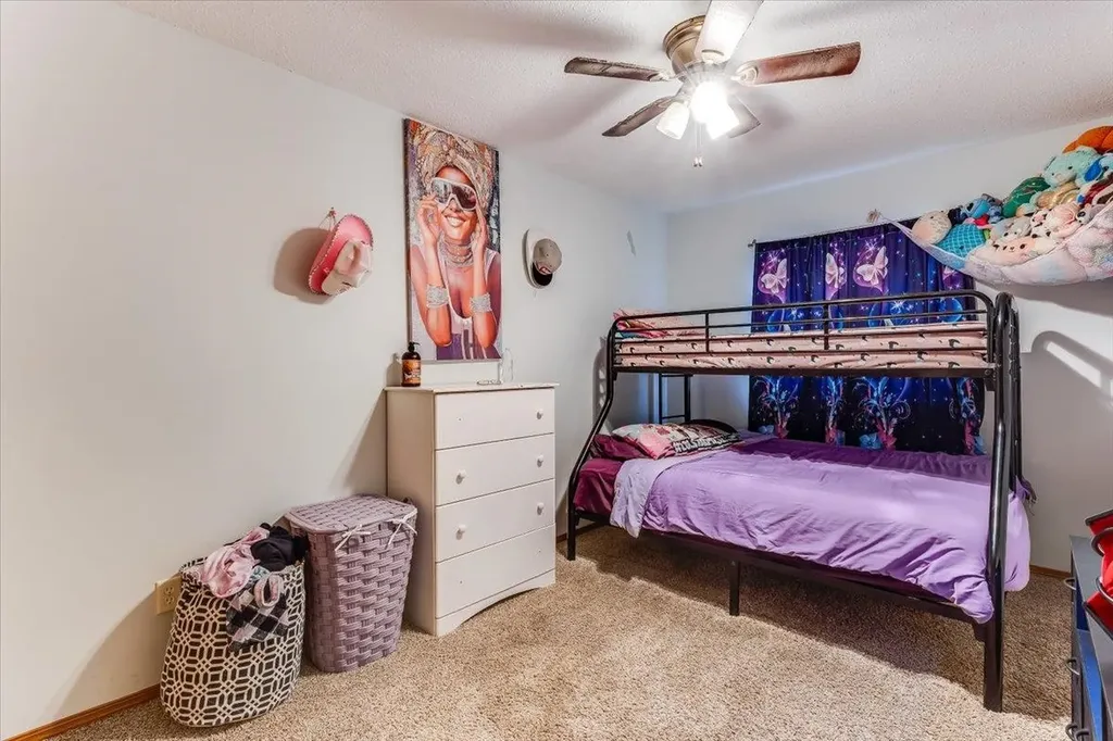 2558 E Fairchild Park City KS 67219