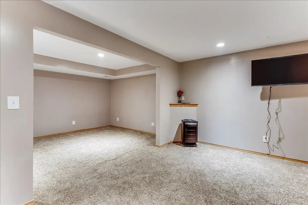 2558 E Fairchild Park City KS 67219
