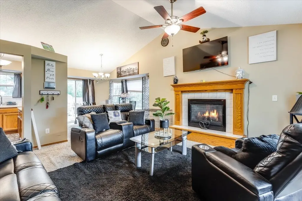 2558 E Fairchild Park City KS 67219