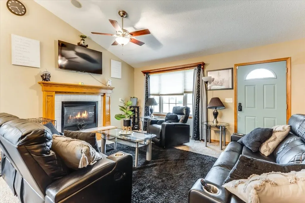 2558 E Fairchild Park City KS 67219
