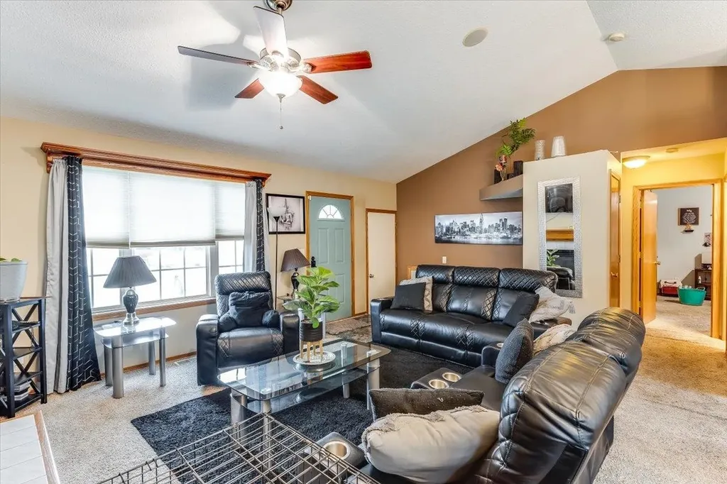 2558 E Fairchild Park City KS 67219