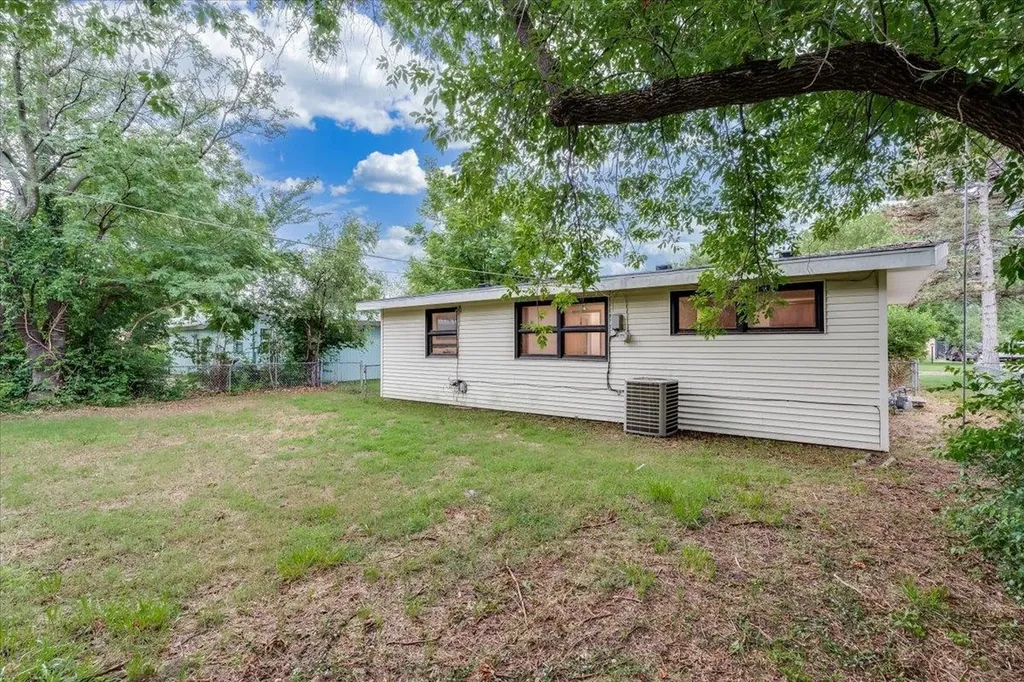 3546 W 11th Street N Wichita KS 67203
