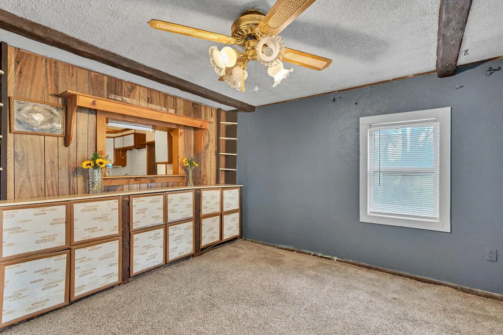 1332 N Highway Mulvane KS 67110