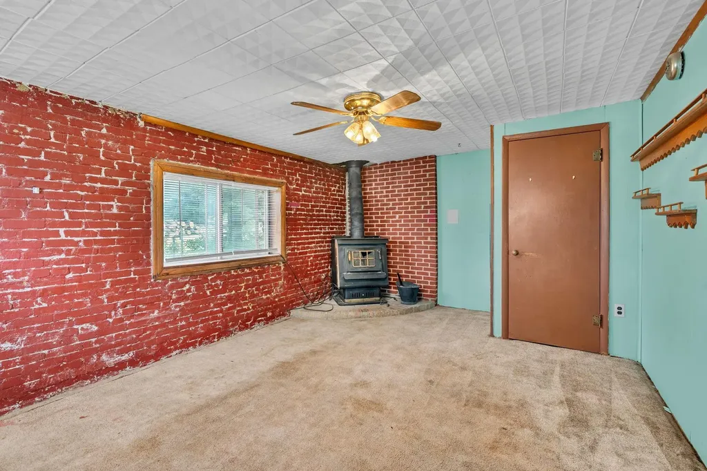 1332 N Highway Mulvane KS 67110