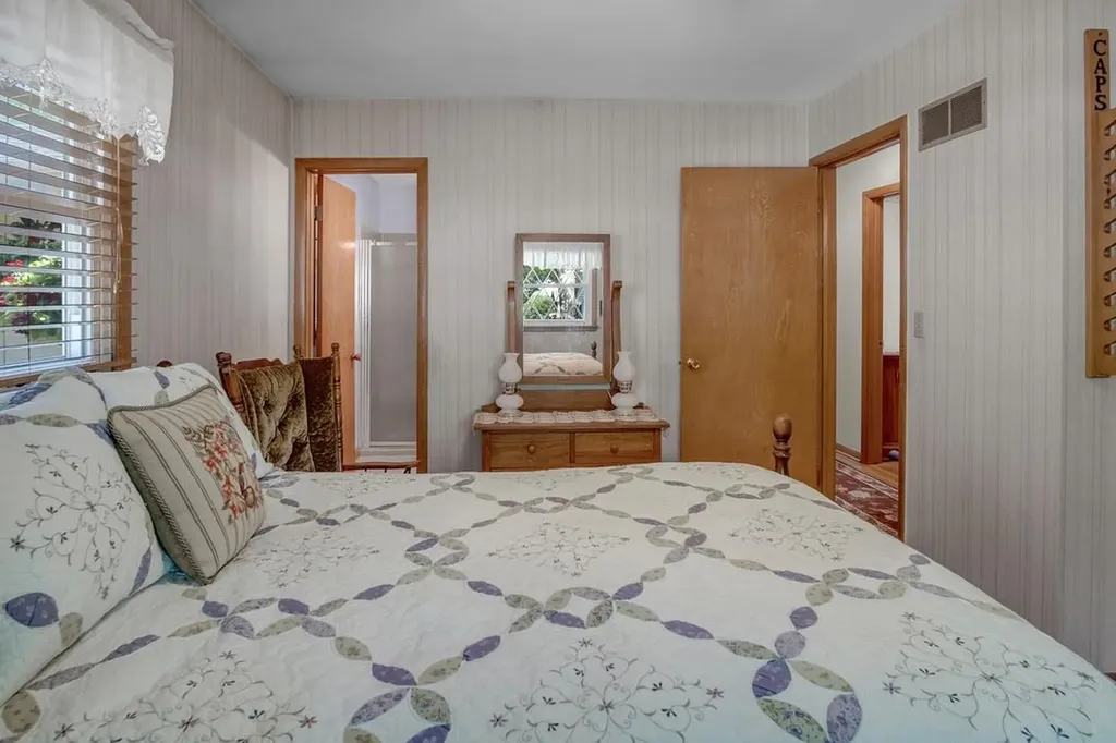 502 West Halstead KS 67056