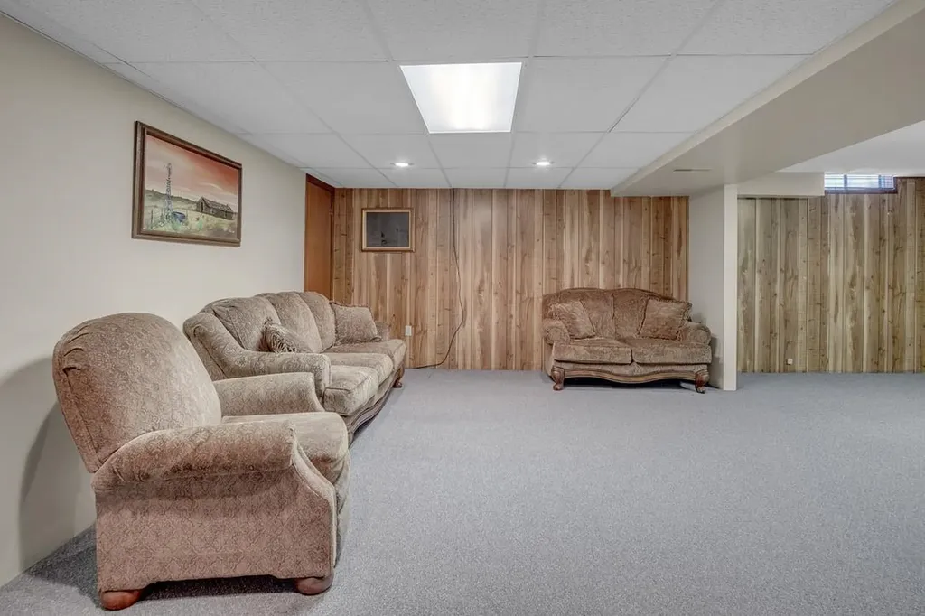 502 West Halstead KS 67056