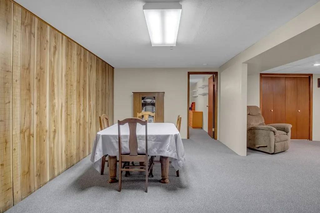 502 West Halstead KS 67056