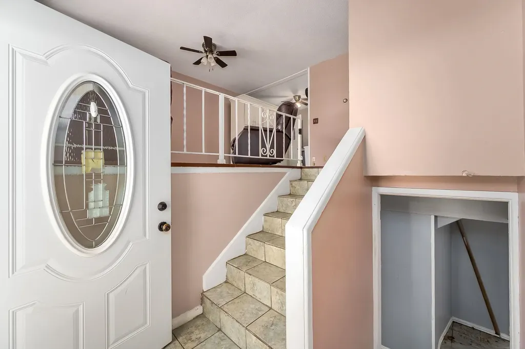2144 S Bennett Wichita KS 67213