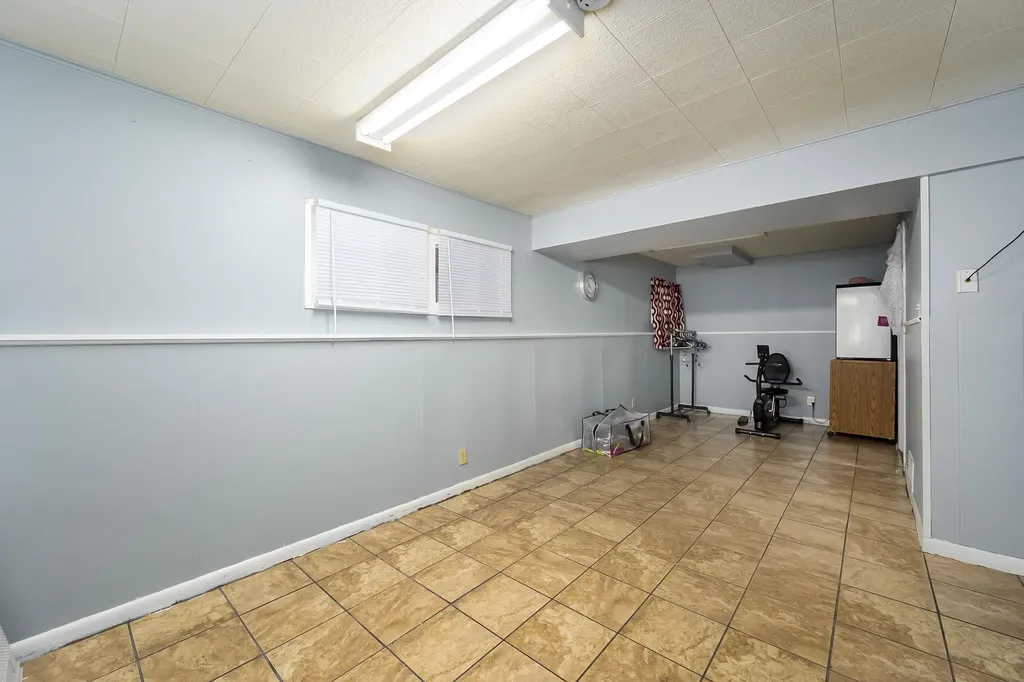 2144 S Bennett Wichita KS 67213