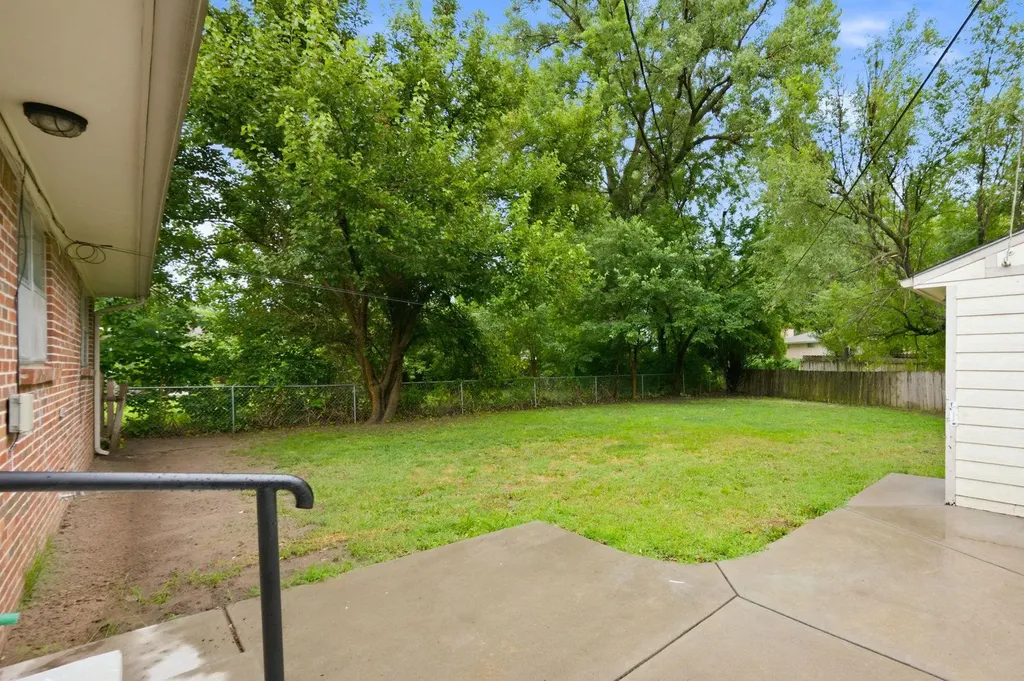 4309 N Gunnison Wichita KS 67220