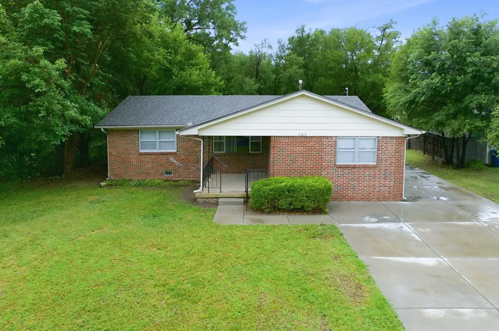 4309 N Gunnison Wichita KS 67220