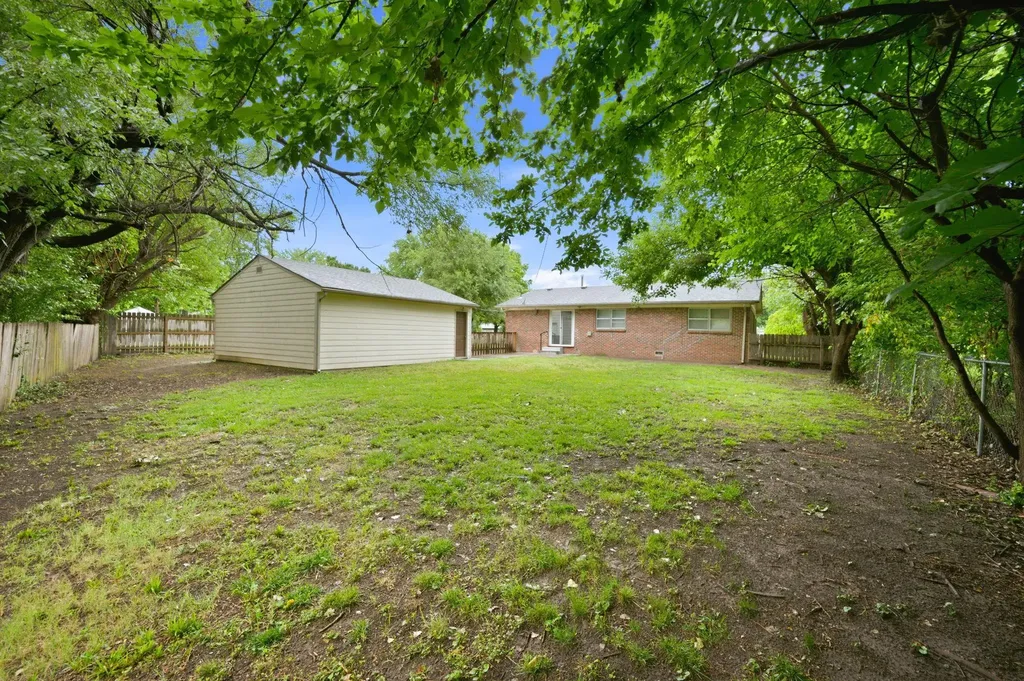 4309 N Gunnison Wichita KS 67220