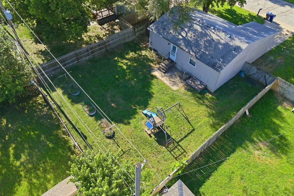 3008 W Maxwell Wichita KS 67217