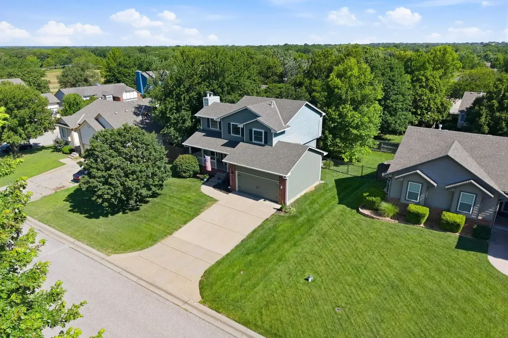826 E Southcrest Derby KS 67037