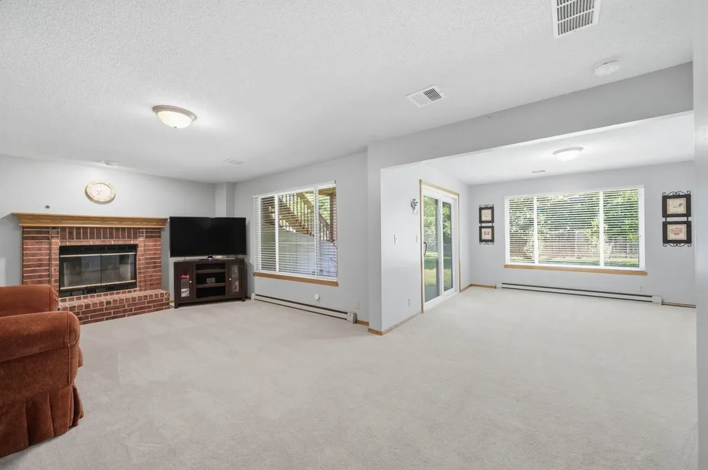 826 E Southcrest Derby KS 67037