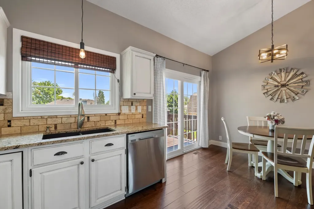 2524 N Button Bush Circle Derby KS 67037