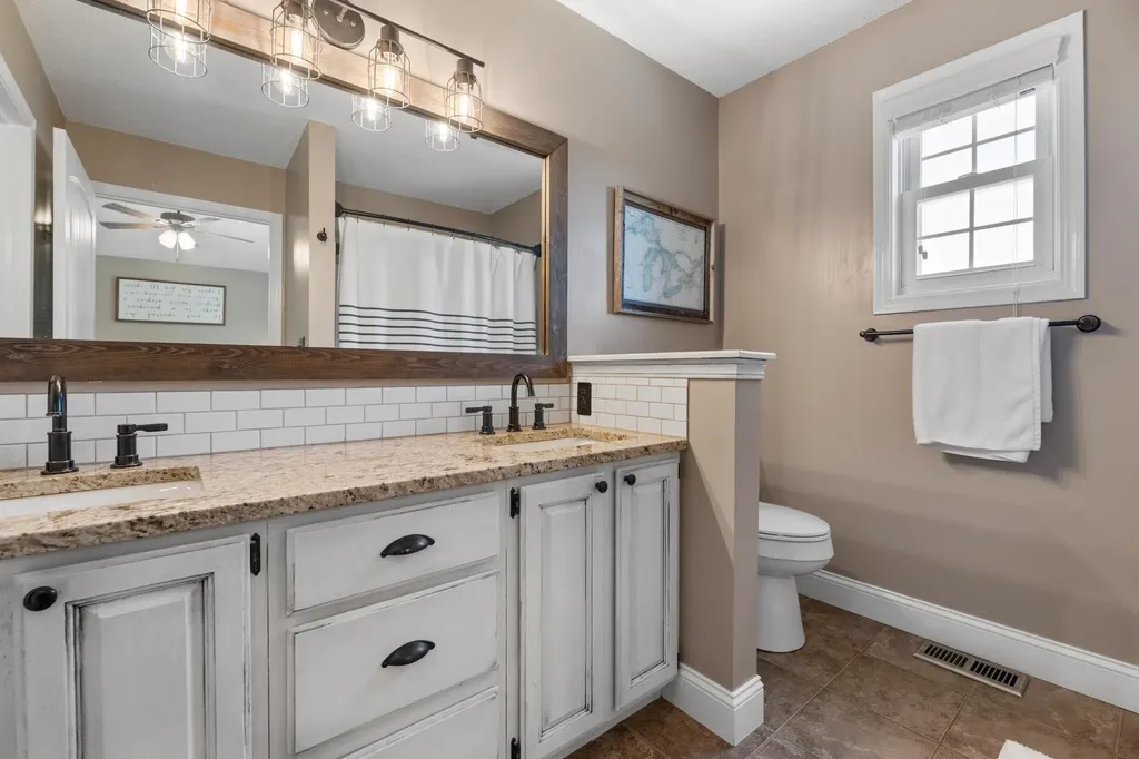 2524 N Button Bush Circle Derby KS 67037