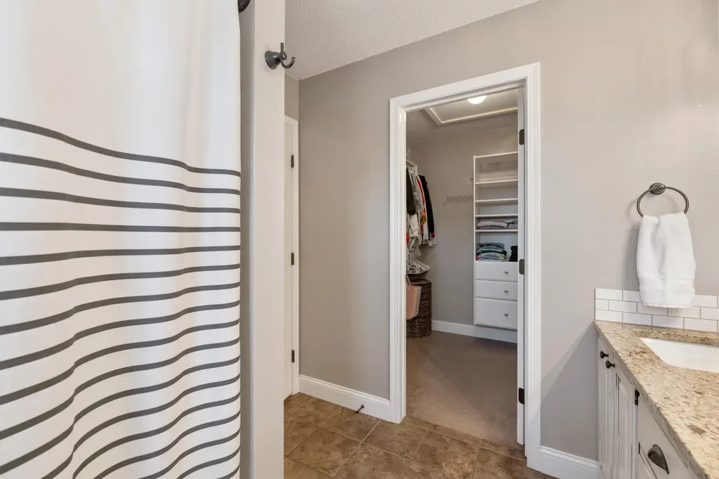 2524 N Button Bush Circle Derby KS 67037