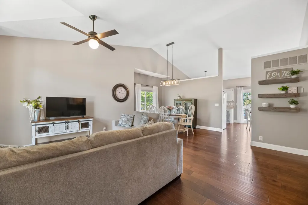 2524 N Button Bush Circle Derby KS 67037