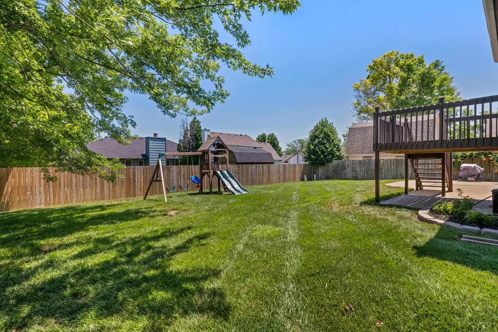 2524 N Button Bush Circle Derby KS 67037
